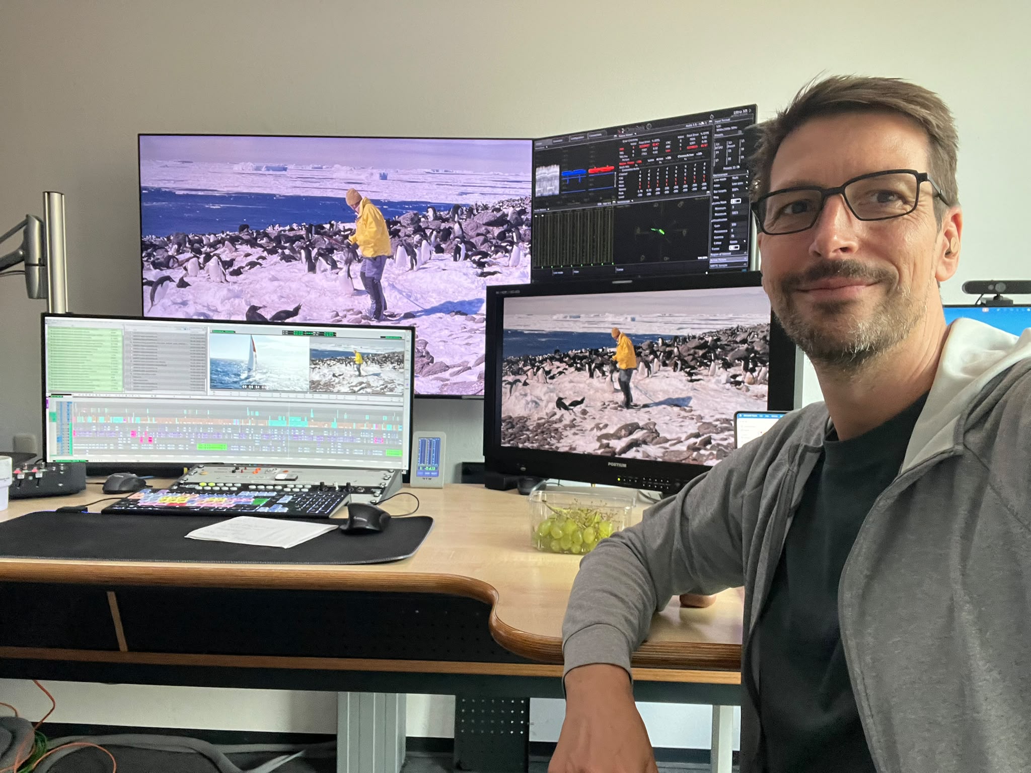 ZDF reporter Carsten Behrendt working on the documentary during editing